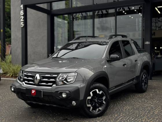 RENAULT OROCH 1.3 TCE FLEX OUTSIDER X-TRONIC RENAULT OROCH 1.3 TCE FLEX OUTSIDER X-TRONIC